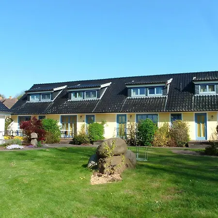 In Mit Terrasse Neuenkirchen (Landhagen)